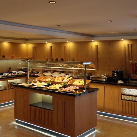 Days Inn By Wyndham Istanbul Arnavutkoy エクステリア 写真