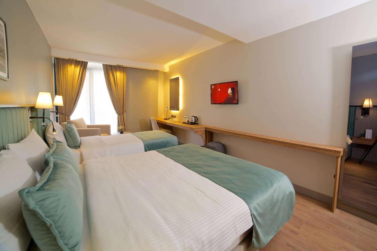 Days Inn By Wyndham Istanbul Arnavutkoy エクステリア 写真