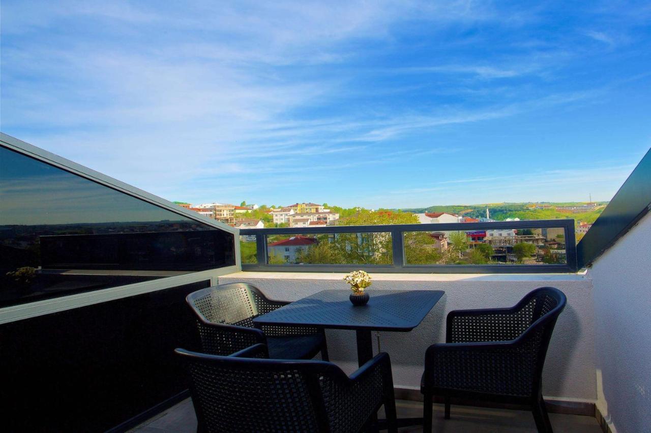 Days Inn By Wyndham Istanbul Arnavutkoy エクステリア 写真