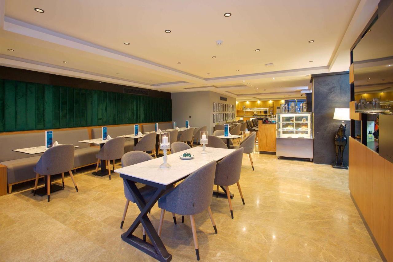 Days Inn By Wyndham Istanbul Arnavutkoy エクステリア 写真