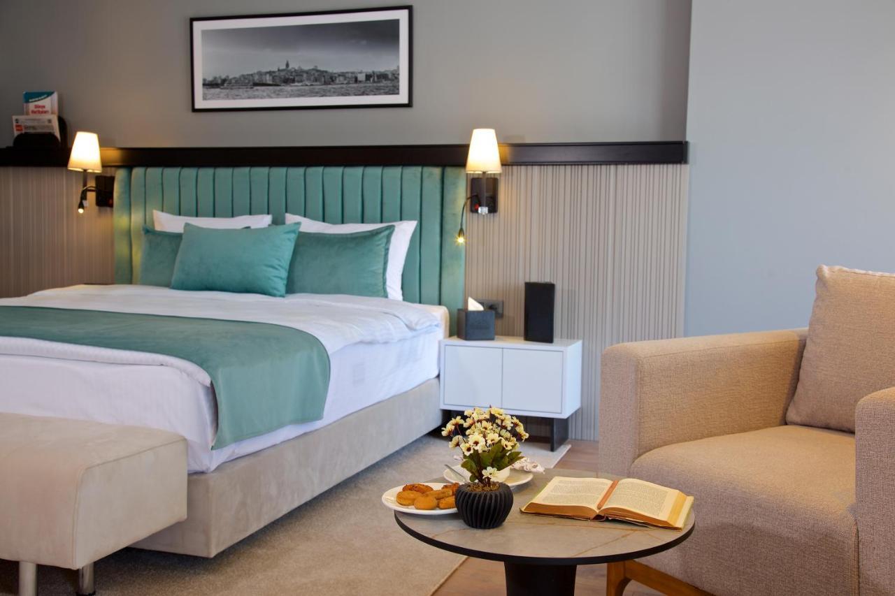 Days Inn By Wyndham Istanbul Arnavutkoy エクステリア 写真