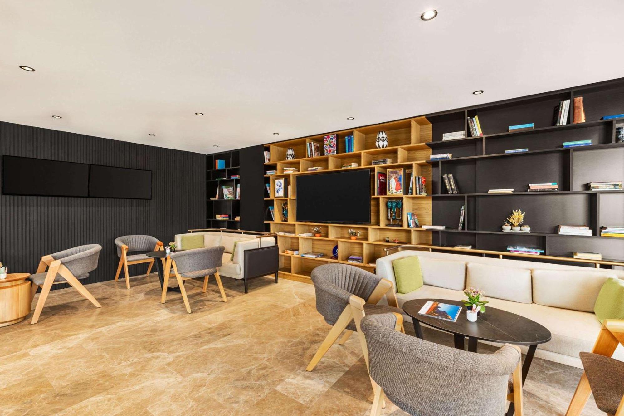 Days Inn By Wyndham Istanbul Arnavutkoy エクステリア 写真
