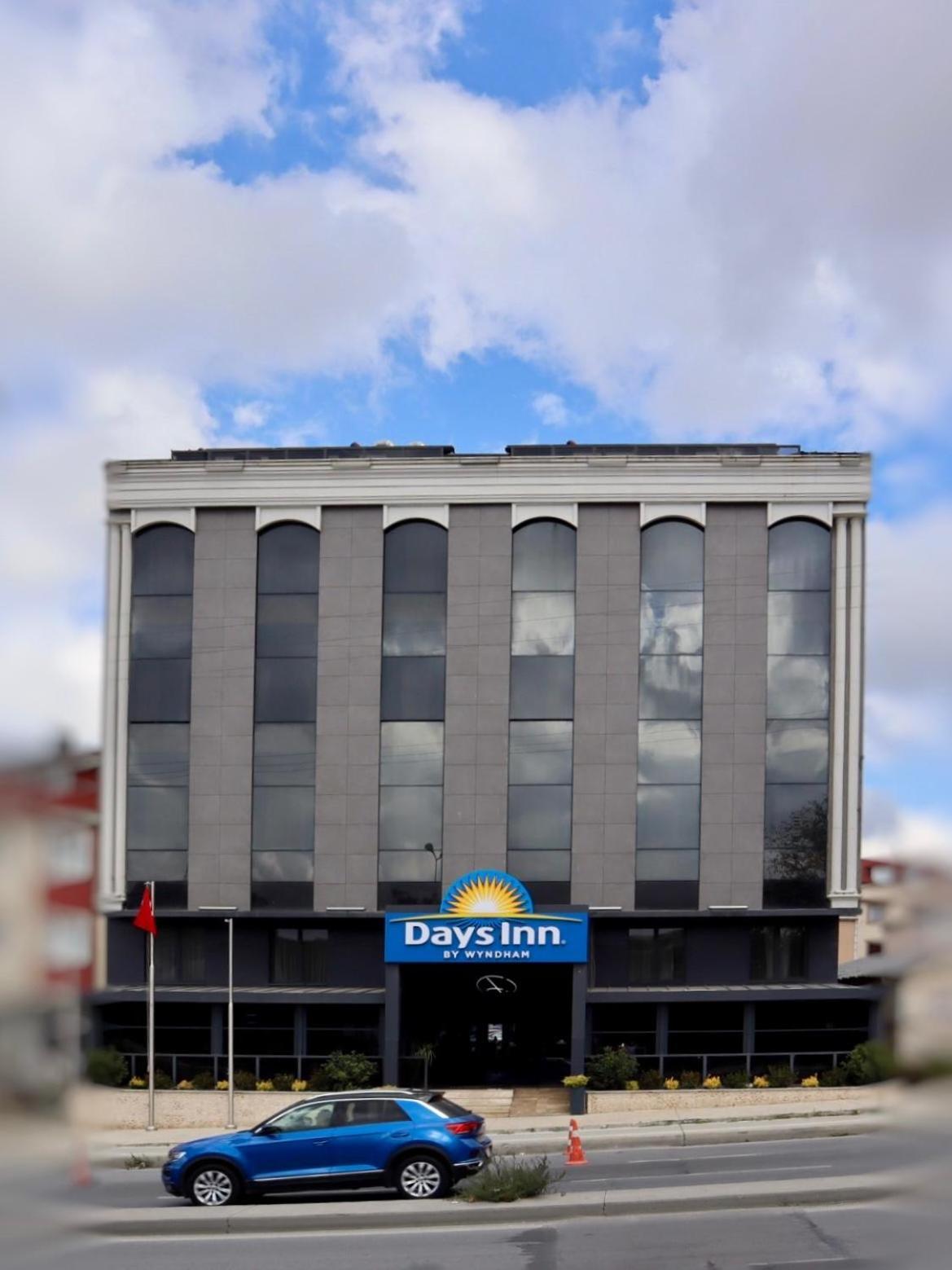Days Inn By Wyndham Istanbul Arnavutkoy エクステリア 写真